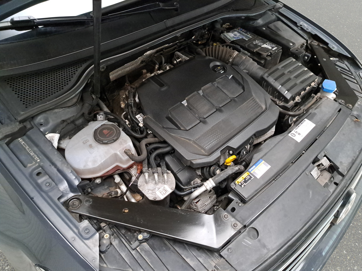 Auto VOLKSWAGEN PASSAT KOMBI: pilt 15