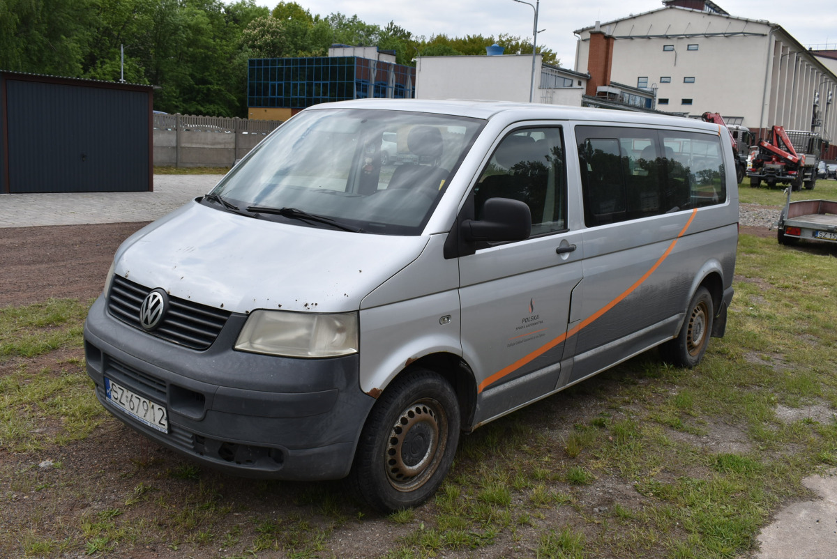VOLKSWAGEN TRANSPORTER BRYGADÓWKA - Meeskonnaauto: pilt 2 VOLKSWAGEN TRANSPORTER BRYGADÓWKA - Meeskonnaauto: pilt 2