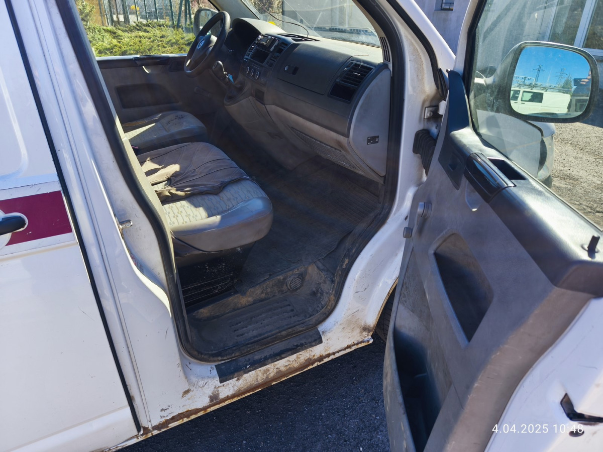 VOLKSWAGEN TRANSPORTER FURGON BLASZAK - Kaubik: pilt 5 VOLKSWAGEN TRANSPORTER FURGON BLASZAK - Kaubik: pilt 5