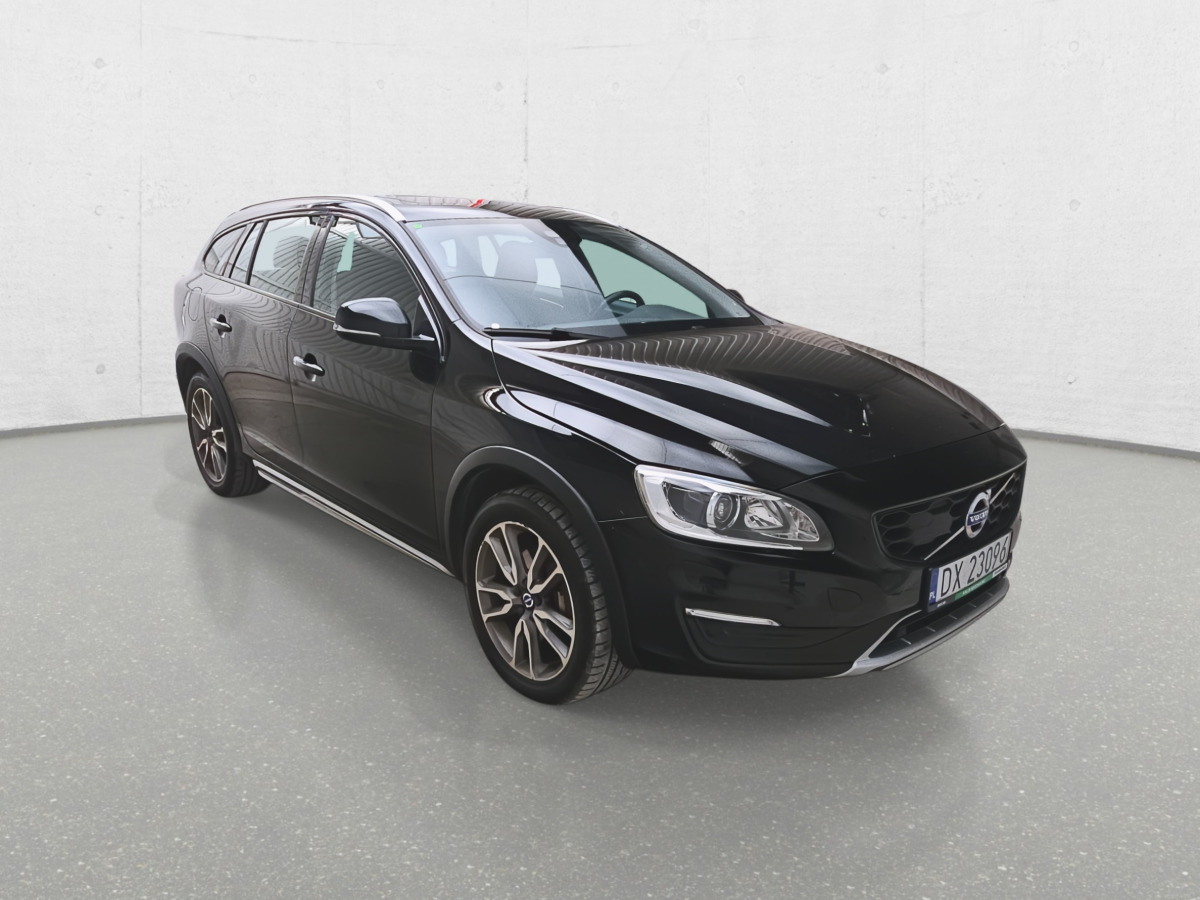 VOLVO V60 CROSS COUNTRY KOMBI - Auto: pilt 2 VOLVO V60 CROSS COUNTRY KOMBI - Auto: pilt 2