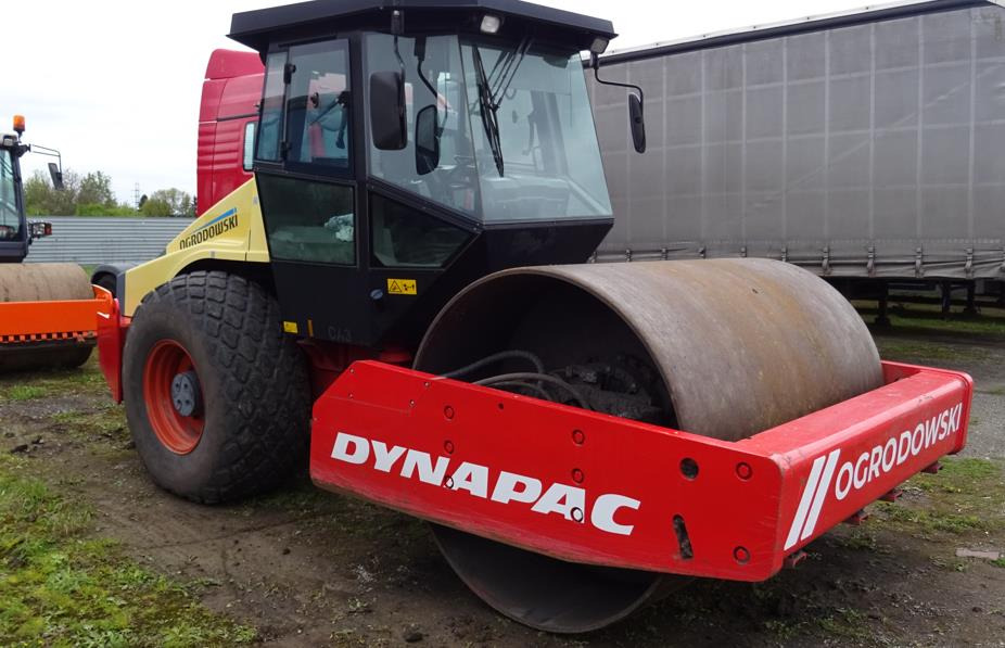 Walec DYNAPAC CA 302D 2011 - 3393 mth - CE - 15,9t - Rullija: pilt 1 Walec DYNAPAC CA 302D 2011 - 3393 mth - CE - 15,9t - Rullija: pilt 1