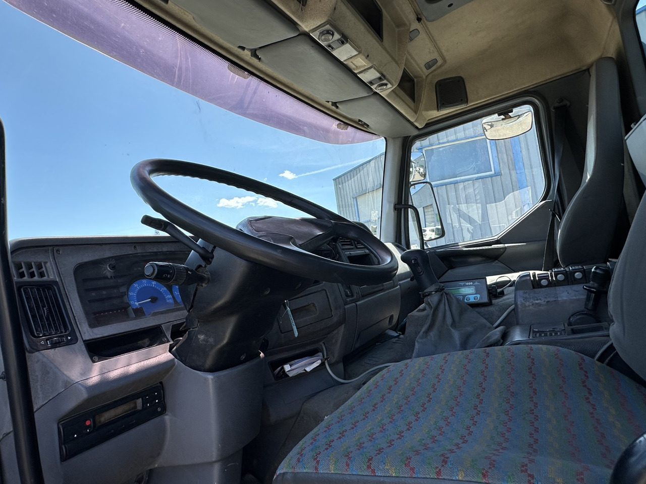 RENAULT KERAX 370 DCI - Konkstõstukiga veoauto: pilt 4 RENAULT KERAX 370 DCI - Konkstõstukiga veoauto: pilt 4