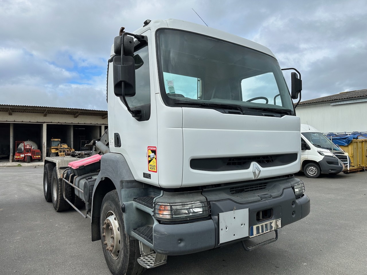 RENAULT KERAX 370 DCI - Konkstõstukiga veoauto: pilt 5 RENAULT KERAX 370 DCI - Konkstõstukiga veoauto: pilt 5