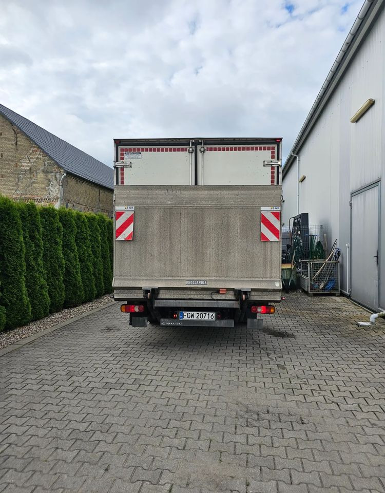 FUSO Canter 9C18 Izoterma - Külmutiga veoauto: pilt 4 FUSO Canter 9C18 Izoterma - Külmutiga veoauto: pilt 4