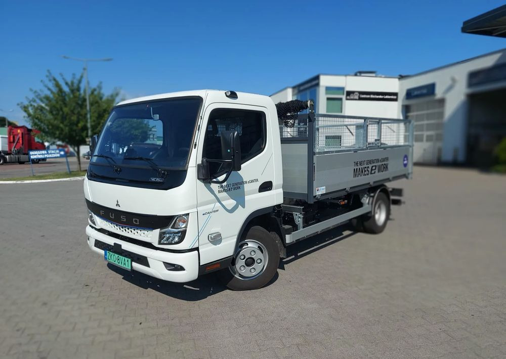 FUSO eCanter 4C15 Wywrotka Selektywna zbiórka - Prügiauto: pilt 1 FUSO eCanter 4C15 Wywrotka Selektywna zbiórka - Prügiauto: pilt 1