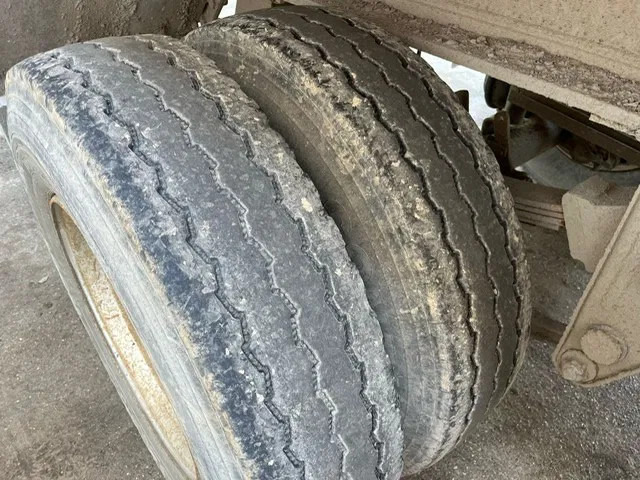 Kallur-poolhaagis Benalu 2 Axle , 8 Tyres , Alu Tipper , Spring Suspension , Drum Brakes: pilt 16