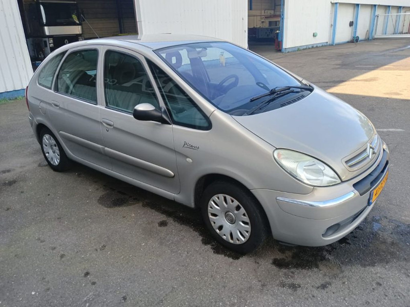Citroën Xsara Picasso 1.8i - 16V , Airco - Auto: pilt 4 Citroën Xsara Picasso 1.8i - 16V , Airco - Auto: pilt 4