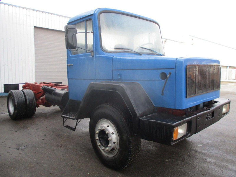 Iveco Magirus Deutz M 160 D 256 , V8 , Manual , Spring suspension - Kabiinišassiiga veoauto: pilt 4 Iveco Magirus Deutz M 160 D 256 , V8 , Manual , Spring suspension - Kabiinišassiiga veoauto: pilt 4
