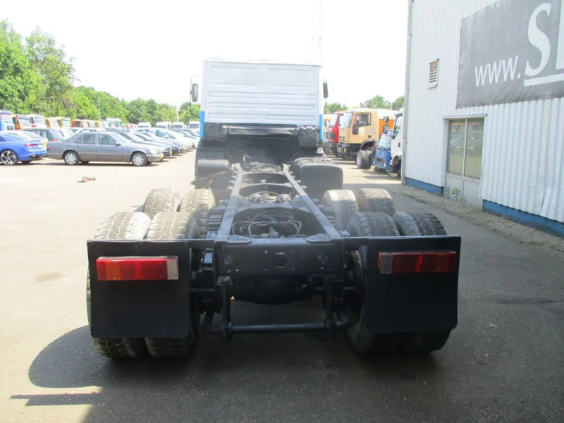 Kabiinišassiiga veoauto MAN 26.402 25.402 , ZF manual , 6x4 , Sping suspension: pilt 6