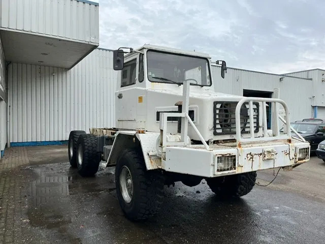 MOL 6x6 , Magirus Deutz V6 engine - Kabiinišassiiga veoauto: pilt 4 MOL 6x6 , Magirus Deutz V6 engine - Kabiinišassiiga veoauto: pilt 4