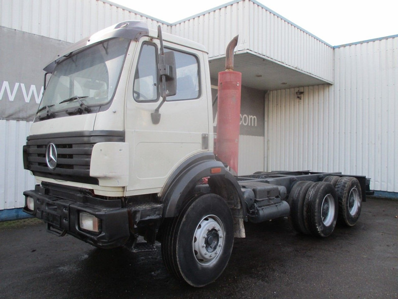 Mercedes-Benz 2538 , V8 , Manual , 6x4 , Spring suspension , Euro 2 - Kabiinišassiiga veoauto: pilt 1 Mercedes-Benz 2538 , V8 , Manual , 6x4 , Spring suspension , Euro 2 - Kabiinišassiiga veoauto: pilt 1