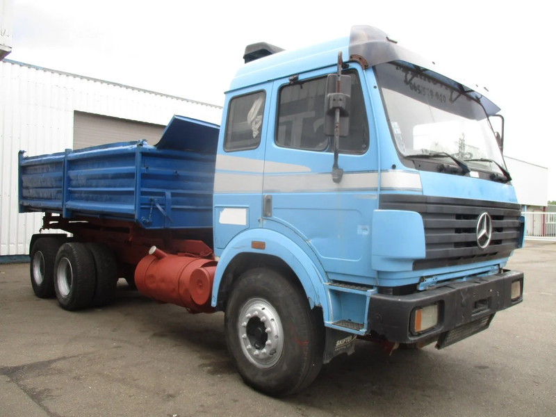 Mercedes-Benz 2544 SK , 6x4 , V8 Bi-Turbo , 3 Way tipper , Spring suspension - Kallurauto: pilt 4 Mercedes-Benz 2544 SK , 6x4 , V8 Bi-Turbo , 3 Way tipper , Spring suspension - Kallurauto: pilt 4