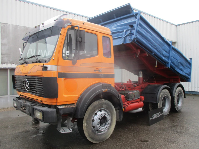 Mercedes-Benz 2635 , V8 Bi-Turbo , 6x4, ZF Manual , 3 way tipper , Spring suspension - Kallurauto: pilt 1 Mercedes-Benz 2635 , V8 Bi-Turbo , 6x4, ZF Manual , 3 way tipper , Spring suspension - Kallurauto: pilt 1
