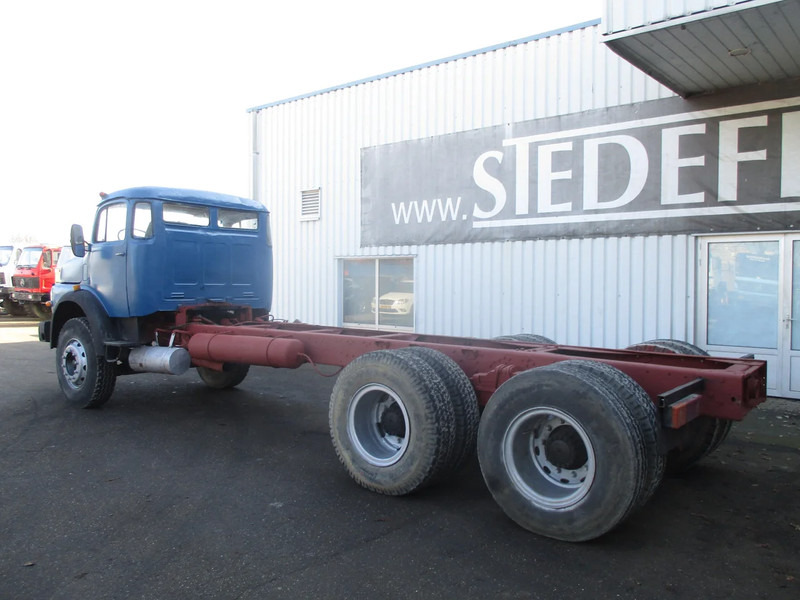 Mercedes-Benz LK 2624 , 6x4 , Manual , Spring suspension - Kabiinišassiiga veoauto: pilt 5 Mercedes-Benz LK 2624 , 6x4 , Manual , Spring suspension - Kabiinišassiiga veoauto: pilt 5