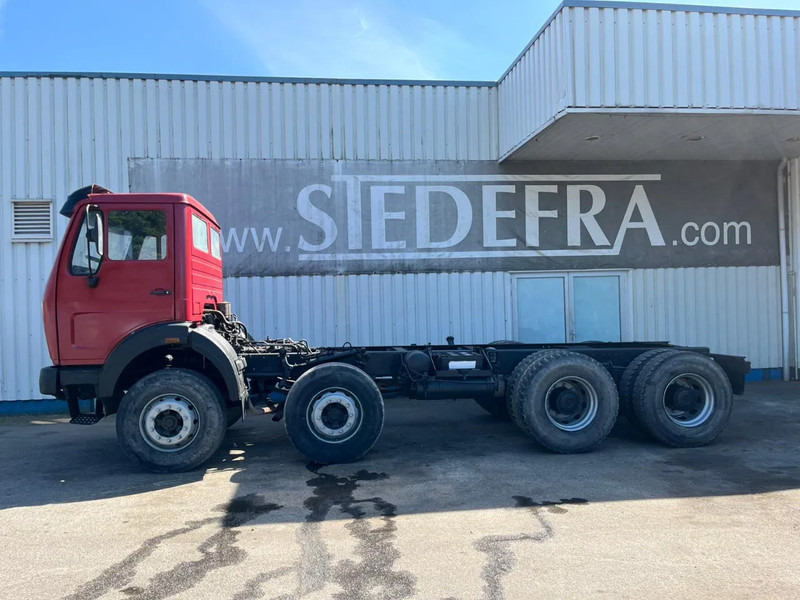 Mercedes-Benz NG 3228 , V8 , 8x4 , Manual , Spring suspension - Kabiinišassiiga veoauto: pilt 2 Mercedes-Benz NG 3228 , V8 , 8x4 , Manual , Spring suspension - Kabiinišassiiga veoauto: pilt 2