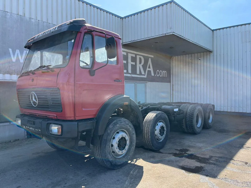 Mercedes-Benz NG 3228 , V8 , 8x4 , Manual , Spring suspension - Kabiinišassiiga veoauto: pilt 1 Mercedes-Benz NG 3228 , V8 , 8x4 , Manual , Spring suspension - Kabiinišassiiga veoauto: pilt 1