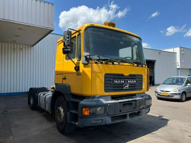 MAN 19.364 F2000 , Belgium Truck , ZF Manual , Euro 2 - Sadulveok: pilt 4 MAN 19.364 F2000 , Belgium Truck , ZF Manual , Euro 2 - Sadulveok: pilt 4