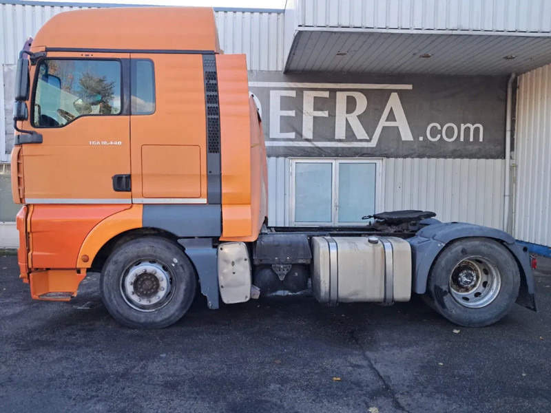 MAN TGA 18-440 , ZF Manual Gearbox , Intarder, Airco - Sadulveok: pilt 2 MAN TGA 18-440 , ZF Manual Gearbox , Intarder, Airco - Sadulveok: pilt 2