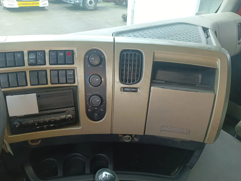 Sadulveok Renault Premium 450 DXI, 2008: pilt 12