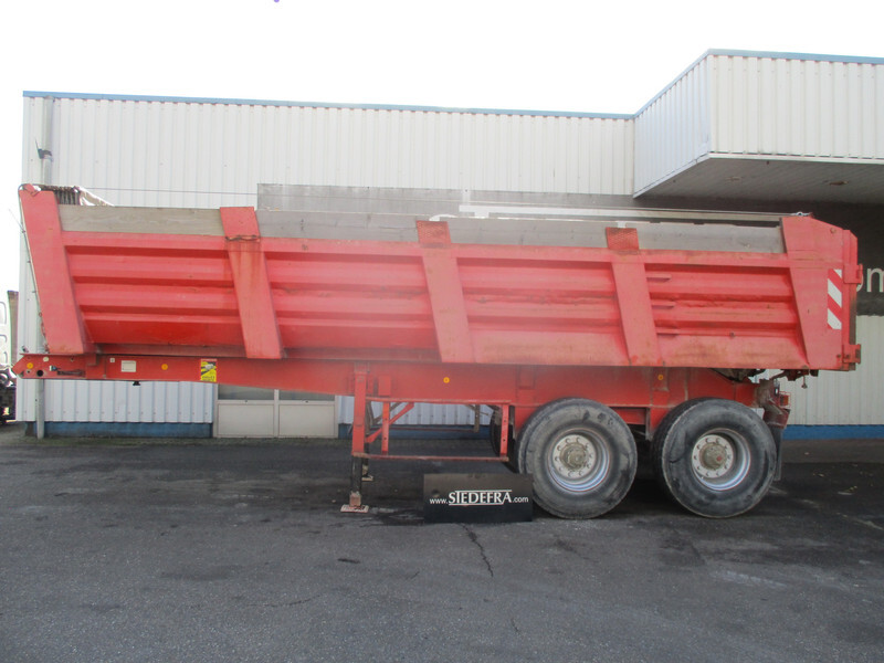 Trailor 2 Axle , Steel tipper trailer , Spring suspension , Drum brakes - Kallur-poolhaagis: pilt 2 Trailor 2 Axle , Steel tipper trailer , Spring suspension , Drum brakes - Kallur-poolhaagis: pilt 2