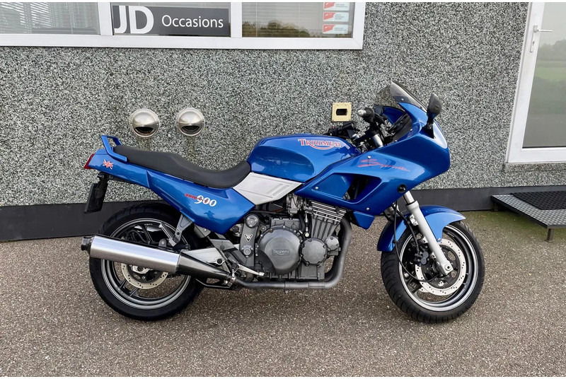 Triumph SPRINT 900 - Mootorratas: pilt 1 Triumph SPRINT 900 - Mootorratas: pilt 1