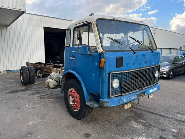 Volvo F 86 -49 S , Oldtimer for Restauration - Kabiinišassiiga veoauto: pilt 4 Volvo F 86 -49 S , Oldtimer for Restauration - Kabiinišassiiga veoauto: pilt 4
