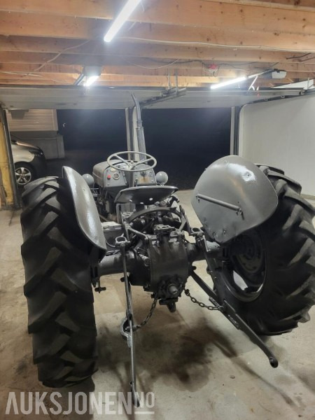1954 Gråtass traktor - Traktor: pilt 3 1954 Gråtass traktor - Traktor: pilt 3