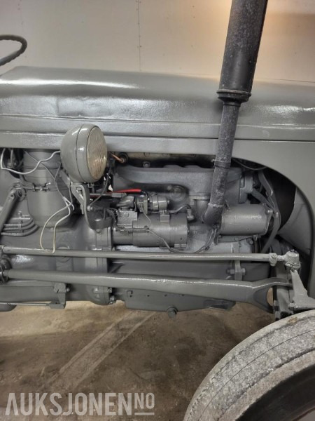 1954 Gråtass traktor - Traktor: pilt 4 1954 Gråtass traktor - Traktor: pilt 4