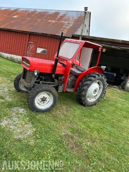 1968 Massey Ferguson 135 Traktor - Traktor: pilt 2 1968 Massey Ferguson 135 Traktor - Traktor: pilt 2