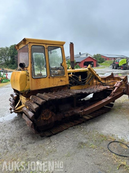 1970 CAT D4 Dozer - Ehitusseade: pilt 2 1970 CAT D4 Dozer - Ehitusseade: pilt 2