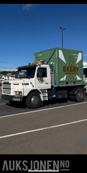 1983 Scania T82H4X2LI46 VETERAN. - Madelveok/ Platvormveok: pilt 3 1983 Scania T82H4X2LI46 VETERAN. - Madelveok/ Platvormveok: pilt 3