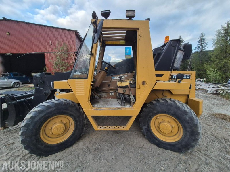 1991 Cat RTC60 teleskoptruck, 4WD, skuffe / personkorg - Teleskooplaadur: pilt 5 1991 Cat RTC60 teleskoptruck, 4WD, skuffe / personkorg - Teleskooplaadur: pilt 5