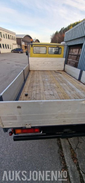 1994 Mercedes-Benz vario 611D lav km stand 9000km med kran - Madelveok/ Platvormveok: pilt 5 1994 Mercedes-Benz vario 611D lav km stand 9000km med kran - Madelveok/ Platvormveok: pilt 5