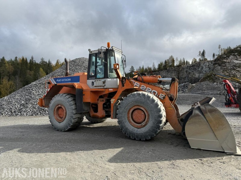 1995 Fiat-Hitachi FR 220.2 - Rataslaadur: pilt 4 1995 Fiat-Hitachi FR 220.2 - Rataslaadur: pilt 4