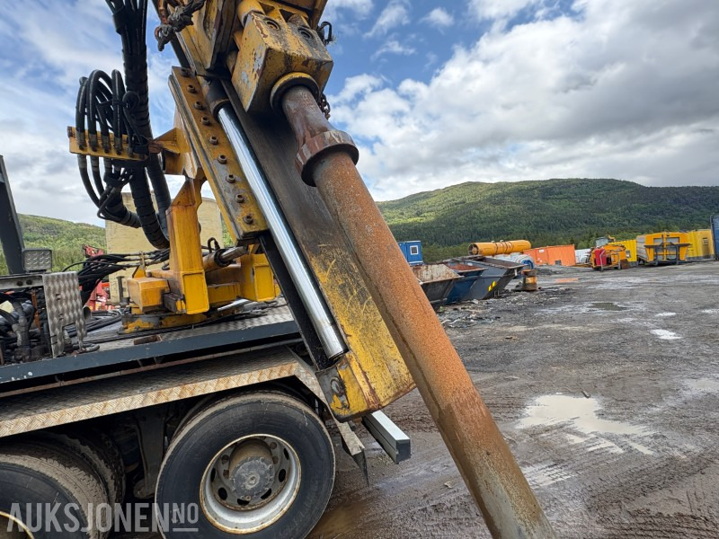 1996 NPK H-8X stolpebanker / hydraulisk hammer - Ehitusseade: pilt 3 1996 NPK H-8X stolpebanker / hydraulisk hammer - Ehitusseade: pilt 3