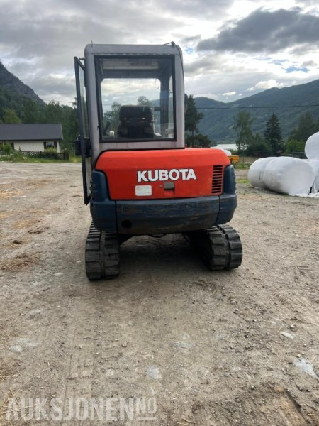 1997 Kubota KX 121-2 gravemaskin med 2 skuffer og klype - Ekskavaator: pilt 3 1997 Kubota KX 121-2 gravemaskin med 2 skuffer og klype - Ekskavaator: pilt 3