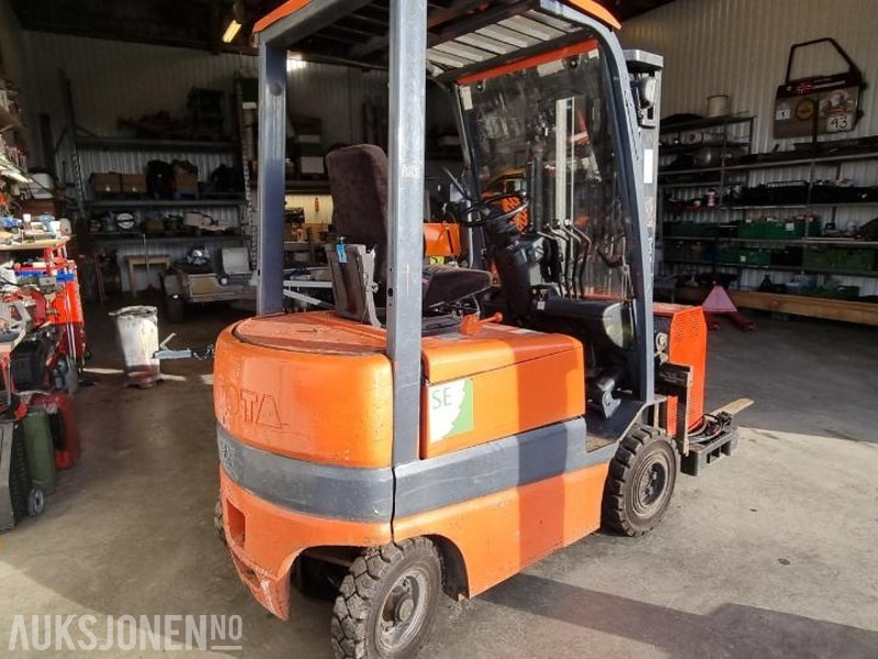 1997 Toyota Truck FBMF16 - Teleskooplaadur: pilt 5 1997 Toyota Truck FBMF16 - Teleskooplaadur: pilt 5