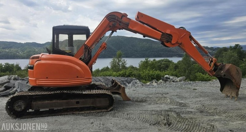 1998 Hitachi Ex 75ur MVA FRI - Ekskavaator: pilt 3 1998 Hitachi Ex 75ur MVA FRI - Ekskavaator: pilt 3