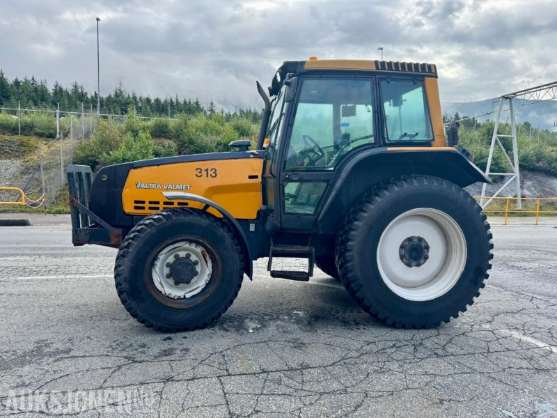 1999 Valtra 6550 - Traktor - Timer: 18688 - Traktor: pilt 5 1999 Valtra 6550 - Traktor - Timer: 18688 - Traktor: pilt 5