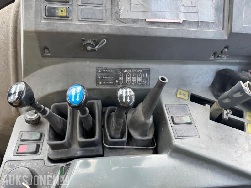 Traktor 1999 Valtra 6550 - Traktor - Timer: 18688: pilt 15