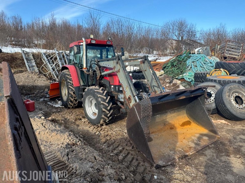 2002 CASE IH CS94A Traktor - Frontlaster - Skuff - Nye dekk - 5124T - Traktor: pilt 2 2002 CASE IH CS94A Traktor - Frontlaster - Skuff - Nye dekk - 5124T - Traktor: pilt 2