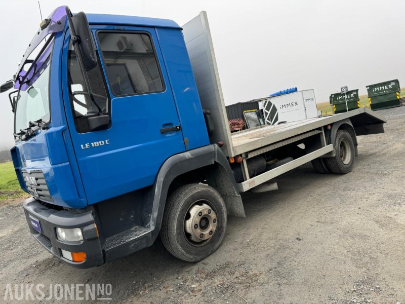 2002 MAN LE 180 C Bilfrakter 4x2 Nyttelast 3615kg Vedlikeholdslader - Treilerveoauto: pilt 2 2002 MAN LE 180 C Bilfrakter 4x2 Nyttelast 3615kg Vedlikeholdslader - Treilerveoauto: pilt 2