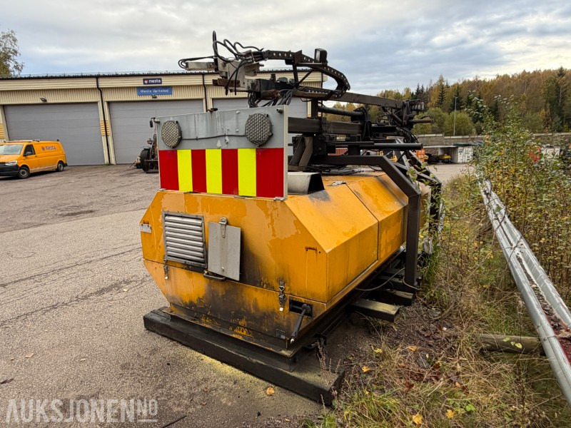 2002 MEC-TEC Skiltvaskemaskin - Rep.objekt - Ehitusseade: pilt 3 2002 MEC-TEC Skiltvaskemaskin - Rep.objekt - Ehitusseade: pilt 3