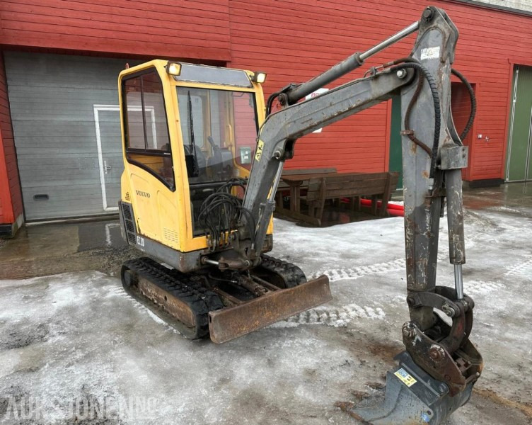 2002 Volvo EC20xt minigraver PUSSESKUFFE TANNSKUFFE MVA FRI 7136 timer - Miniekskavaator: pilt 3 2002 Volvo EC20xt minigraver PUSSESKUFFE TANNSKUFFE MVA FRI 7136 timer - Miniekskavaator: pilt 3
