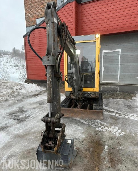 2002 Volvo EC20xt minigraver PUSSESKUFFE TANNSKUFFE MVA FRI 7136 timer - Miniekskavaator: pilt 2 2002 Volvo EC20xt minigraver PUSSESKUFFE TANNSKUFFE MVA FRI 7136 timer - Miniekskavaator: pilt 2