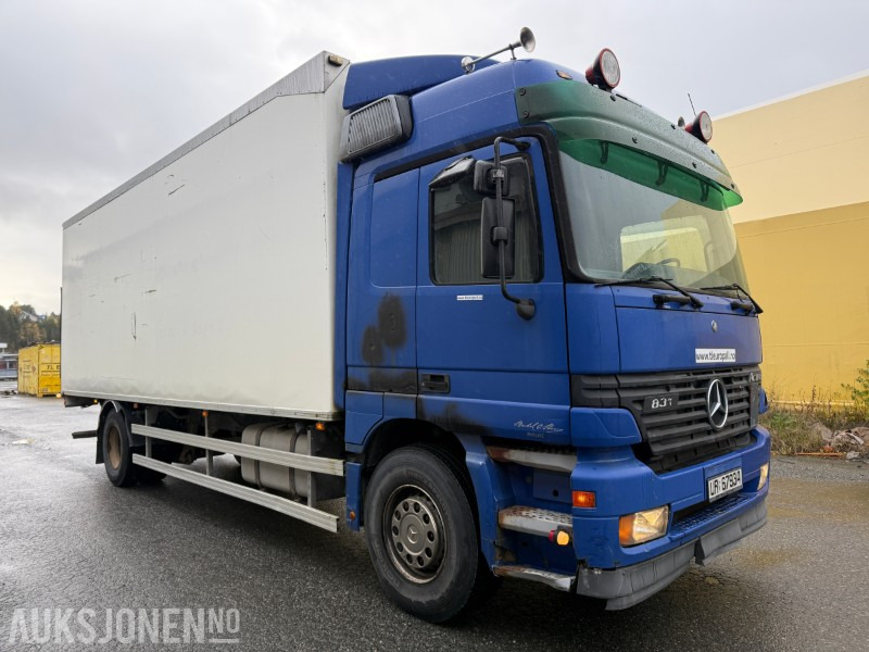 2003 Mercedes-Benz 1831L/60 4X2 - Kasti veoauto: pilt 3 2003 Mercedes-Benz 1831L/60 4X2 - Kasti veoauto: pilt 3