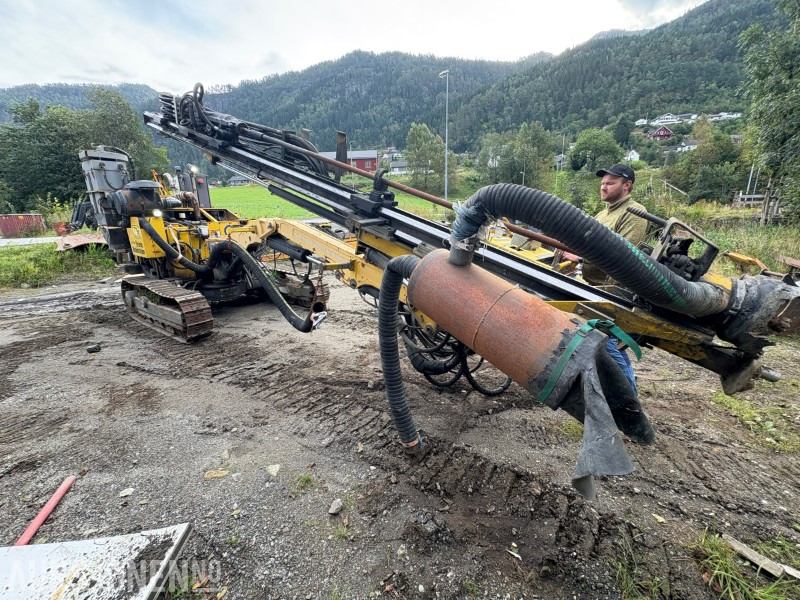 2005 Atlas Copco ROC D3-03 borerigg - 6 947 timer - Puurimisplatvorm: pilt 2 2005 Atlas Copco ROC D3-03 borerigg - 6 947 timer - Puurimisplatvorm: pilt 2