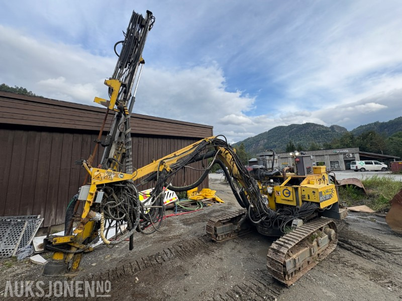 2005 Atlas Copco ROC D3-03 borerigg - 6 947 timer - Puurimisplatvorm: pilt 1 2005 Atlas Copco ROC D3-03 borerigg - 6 947 timer - Puurimisplatvorm: pilt 1