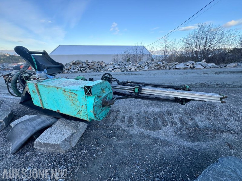 2006 IR Montabert boretårn CPA 225 - HC 40 hammer - Nytt S70 feste i 2022 - Ilmeg støvsuger - kompressor - Puurimisplatvorm: pilt 5 2006 IR Montabert boretårn CPA 225 - HC 40 hammer - Nytt S70 feste i 2022 - Ilmeg støvsuger - kompressor - Puurimisplatvorm: pilt 5