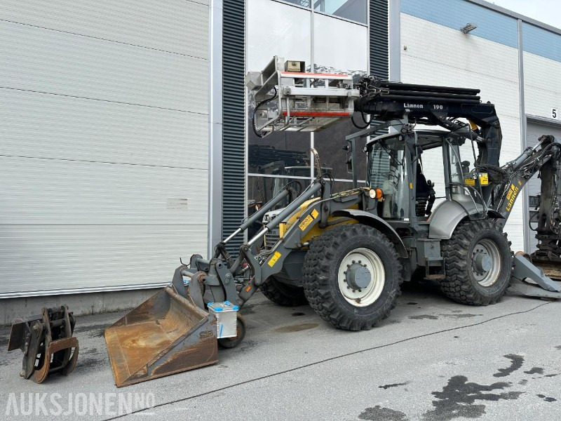 2007 8600E LÄNNEN SKINNE/VEI GRAVELASTER M/PERSONLIFT, RAMMESTYRT - JERNBANE MASKIN - Ekskavaator-laadur: pilt 2 2007 8600E LÄNNEN SKINNE/VEI GRAVELASTER M/PERSONLIFT, RAMMESTYRT - JERNBANE MASKIN - Ekskavaator-laadur: pilt 2